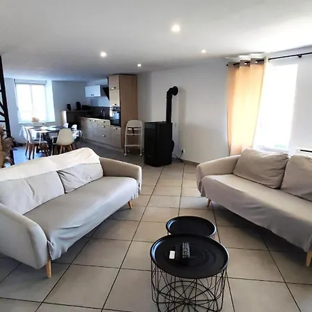 Holiday home Heidi This